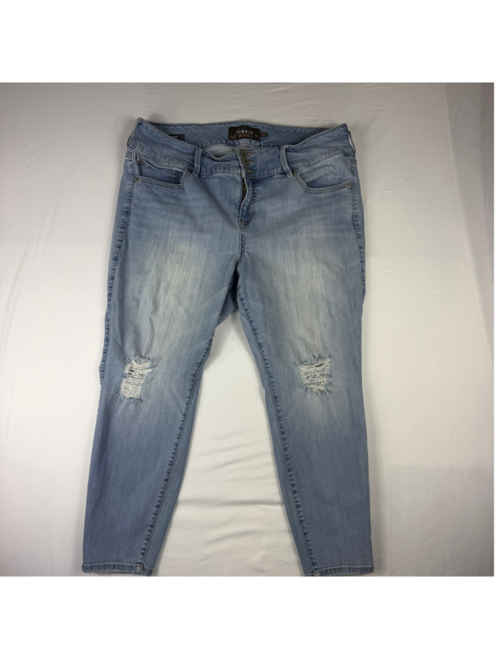 Torrid Jegging Jeans Women’s 20XS Light Wash Distressed Button Plus Size Skinny